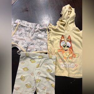 Girls toddler Bluey yellow Bingo hooded top and yellow shorts bundle 4T